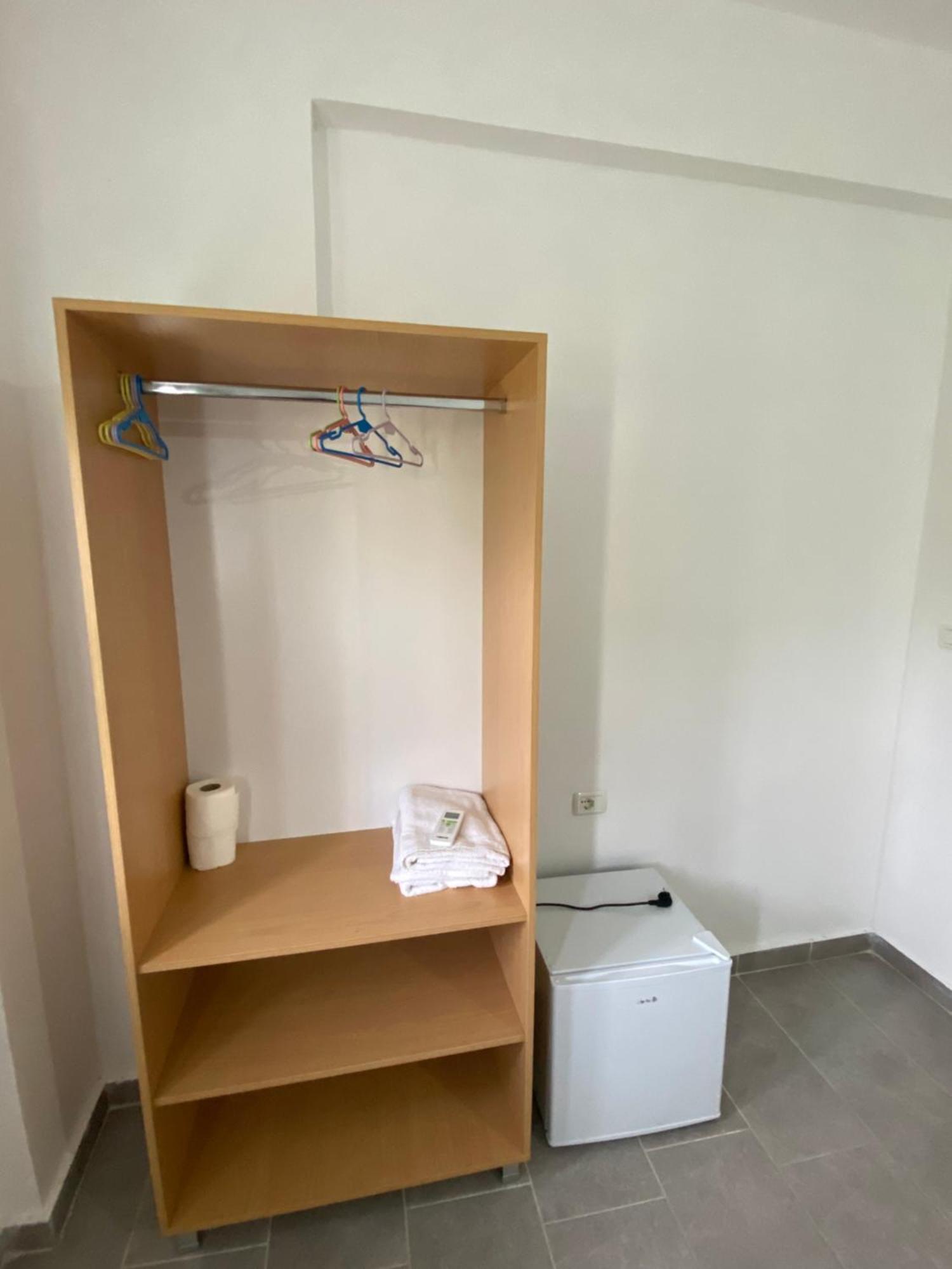 Eleni'S Holiday Rooms ヒマラ エクステリア 写真