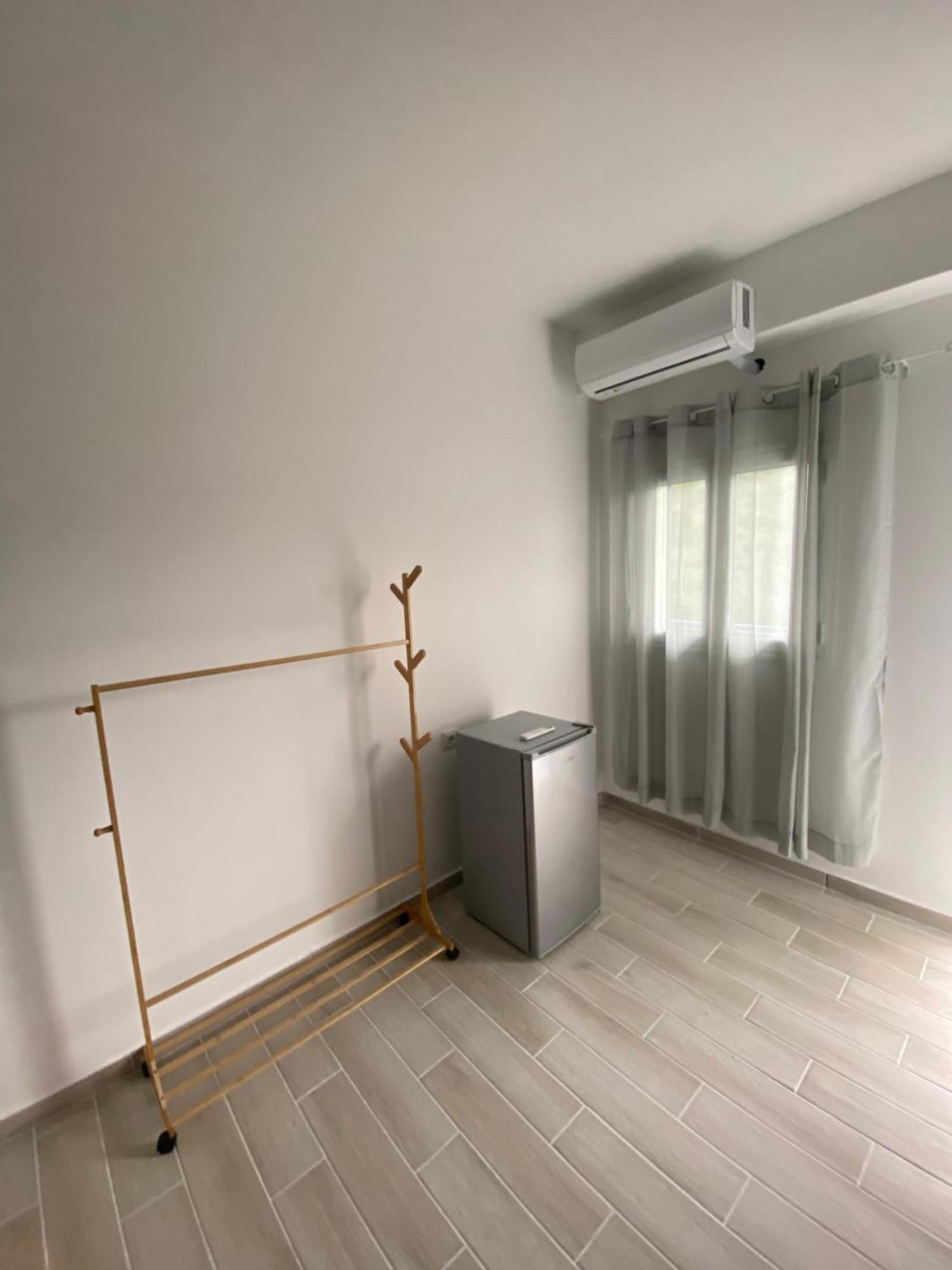 Eleni'S Holiday Rooms ヒマラ エクステリア 写真